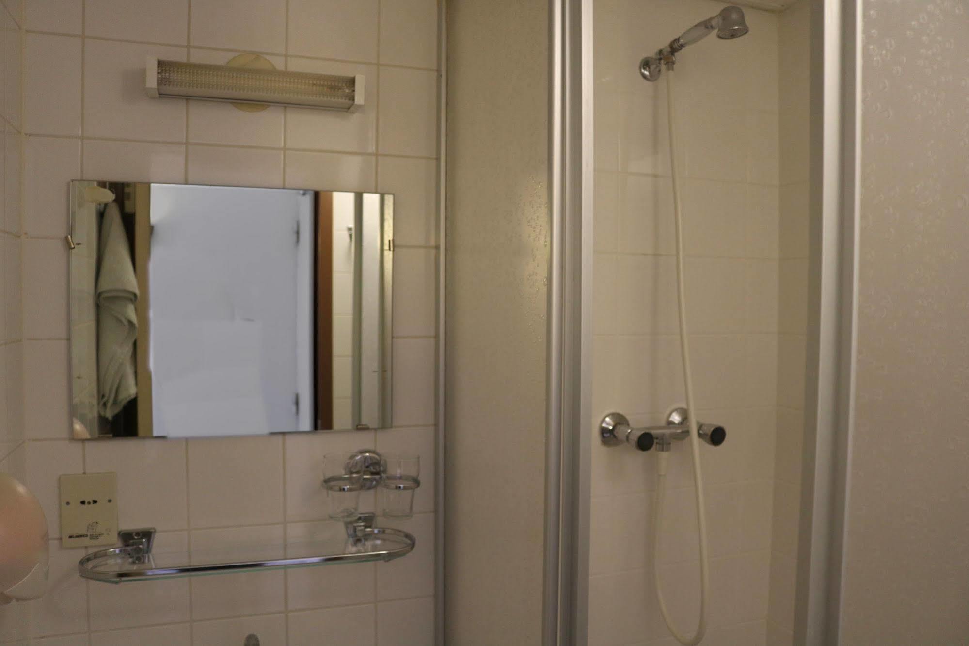 Hotel Doria Amsterdam Bagian luar foto